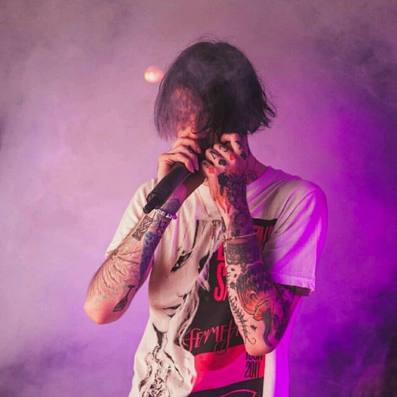 Meet your Posher, Kendra - Picture 1 of 1